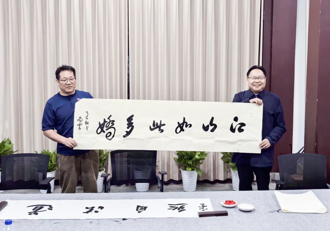微信图片_2025-10-23_102430_018.jpg